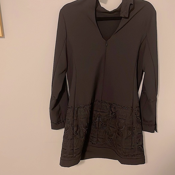 Nicole Miller Artelier shift dress with embroidery size 8 NWT mini - Picture 4 of 11